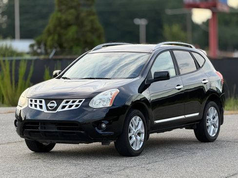 Used 2011 Nissan Rogue SV w/ SL Pkg FWD image 6