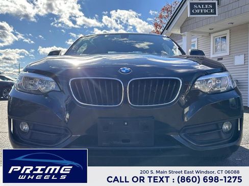 Used 2017 BMW 230i Coupe image 2