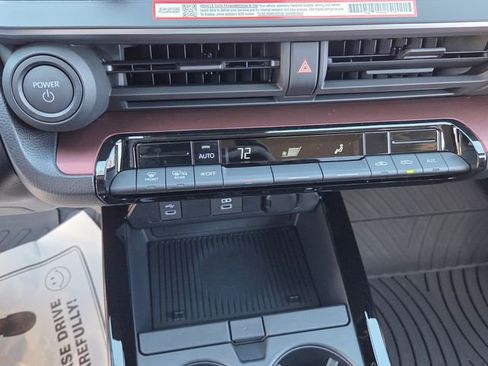 New 2026 Toyota Prius SE image 20