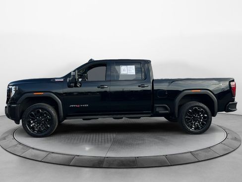 Used 2024 GMC Sierra 2500 AT4 w/ AT4 Premium Plus Package image 4
