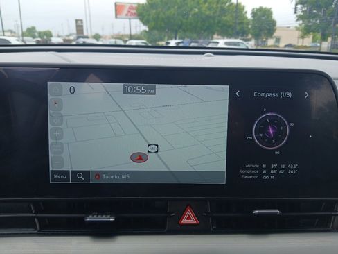 Used 2025 Kia Sportage EX FWD image 13