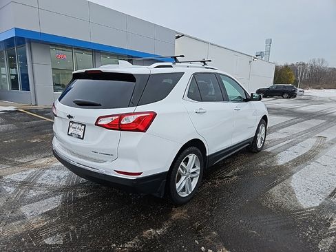 Used 2020 Chevrolet Equinox Premier image 3