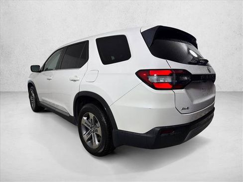 Used 2024 Honda Pilot EX-L image 5