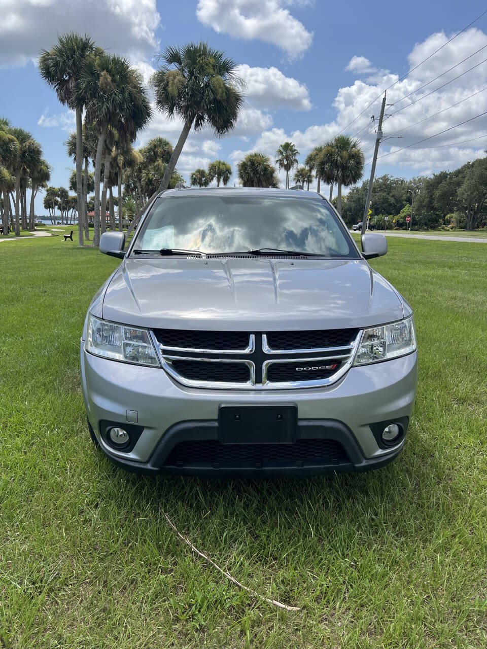 Used 2015 Dodge Journey SXT w/ Flexible Seating Group FWD image 4
