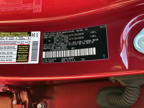 Certified 2024 Toyota Grand Highlander XLE image 24