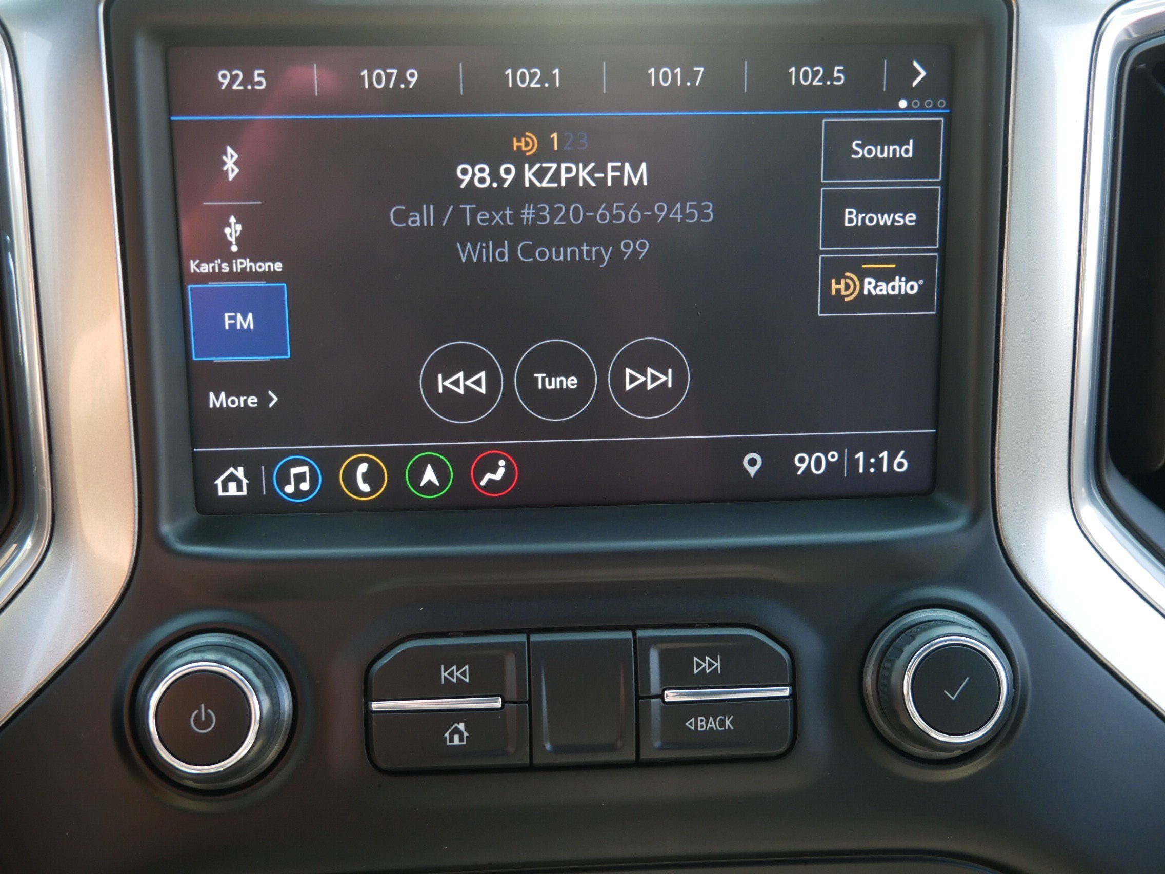 Used 2019 Chevrolet Silverado 1500 LTZ w/ LTZ Plus Package AWD/4WD image 22