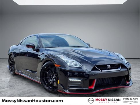 Certified 2020 Nissan GT-R NISMO AWD/4WD image 1