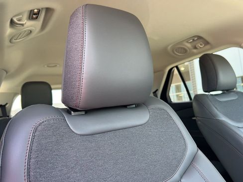 New 2026 Ford Explorer Active w/ Active Comfort Package image 17