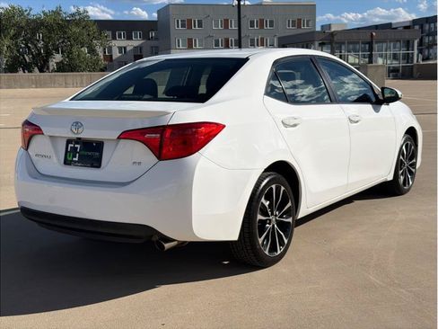 Used 2017 Toyota Corolla SE FWD image 8