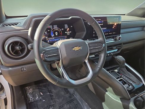 Used 2025 Chevrolet Colorado W/T w/ WT Convenience Package II image 24