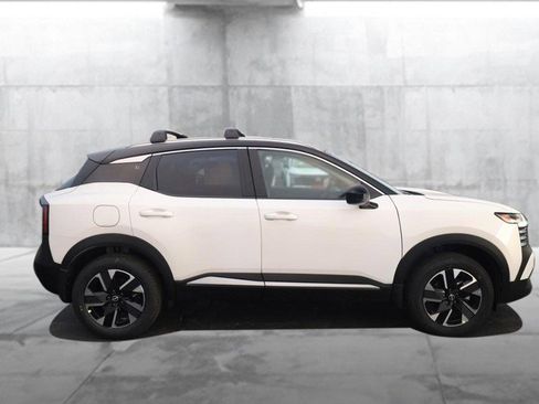 New 2026 Nissan Kicks SV w/ Cold Weather Package image 5