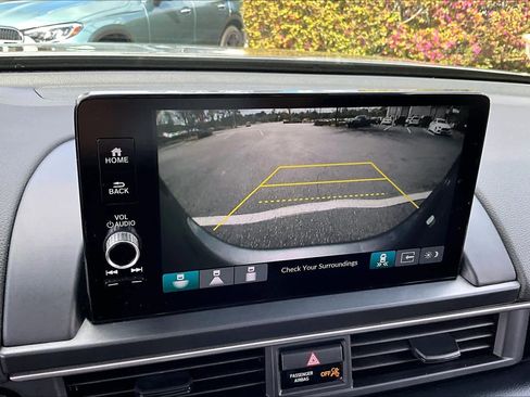 Certified 2025 Honda Pilot EX-L image 24