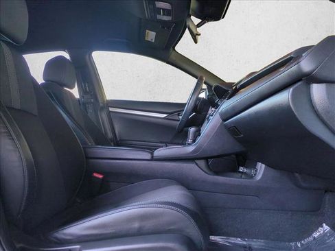 Used 2019 Honda Civic Sport image 19