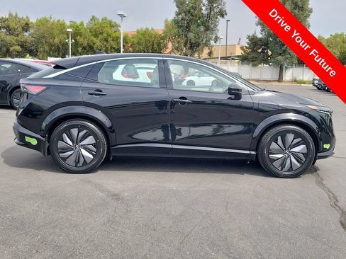 Used 2023 Nissan Ariya FWD image 34