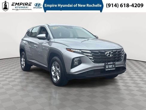 Used 2024 Hyundai Tucson SE AWD/4WD image 1