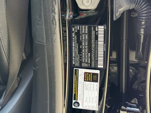Used 2021 Mercedes-Benz Maybach GLS 600 4MATIC image 43