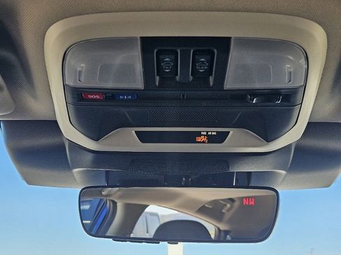 Certified 2025 Subaru Crosstrek 2.0i Premium image 26