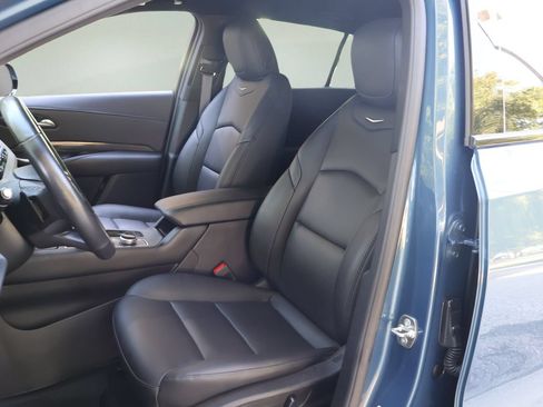 Certified 2025 Cadillac XT4 Sport w/ LPO, Floor Liner Package FWD image 12