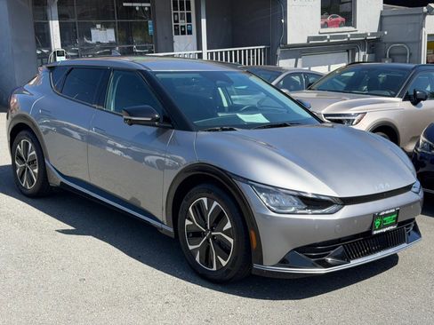 Used 2023 Kia EV6 Wind w/ Wind Technology Package RWD image 3