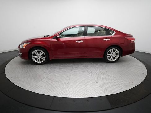 Used 2013 Nissan Altima 3.5 SL w/ Technology Pkg image 23