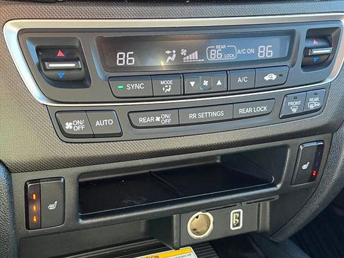 Certified 2022 Honda Pilot TrailSport image 16