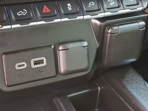 Used 2023 Chevrolet Silverado 3500 High Country w/ Z71 Off-Road Package image 27