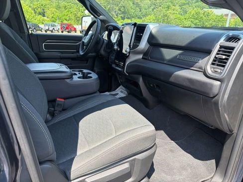 Used 2025 RAM 2500 Big Horn AWD/4WD image 8