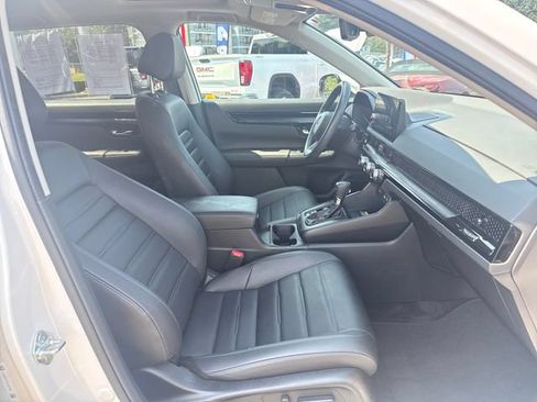 Used 2024 Honda CR-V EX-L image 9