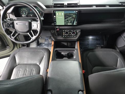 Used 2022 Land Rover Defender 110 X-Dynamic HSE image 4