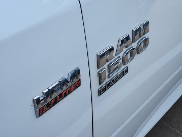 Used 2022 RAM 1500 Tradesman w/ Tradesman SXT Package RWD image 10