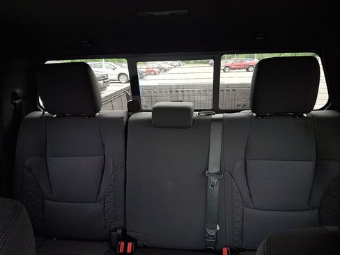 New 2025 Toyota Tundra SR w/ SR Tow Package AWD/4WD image 13