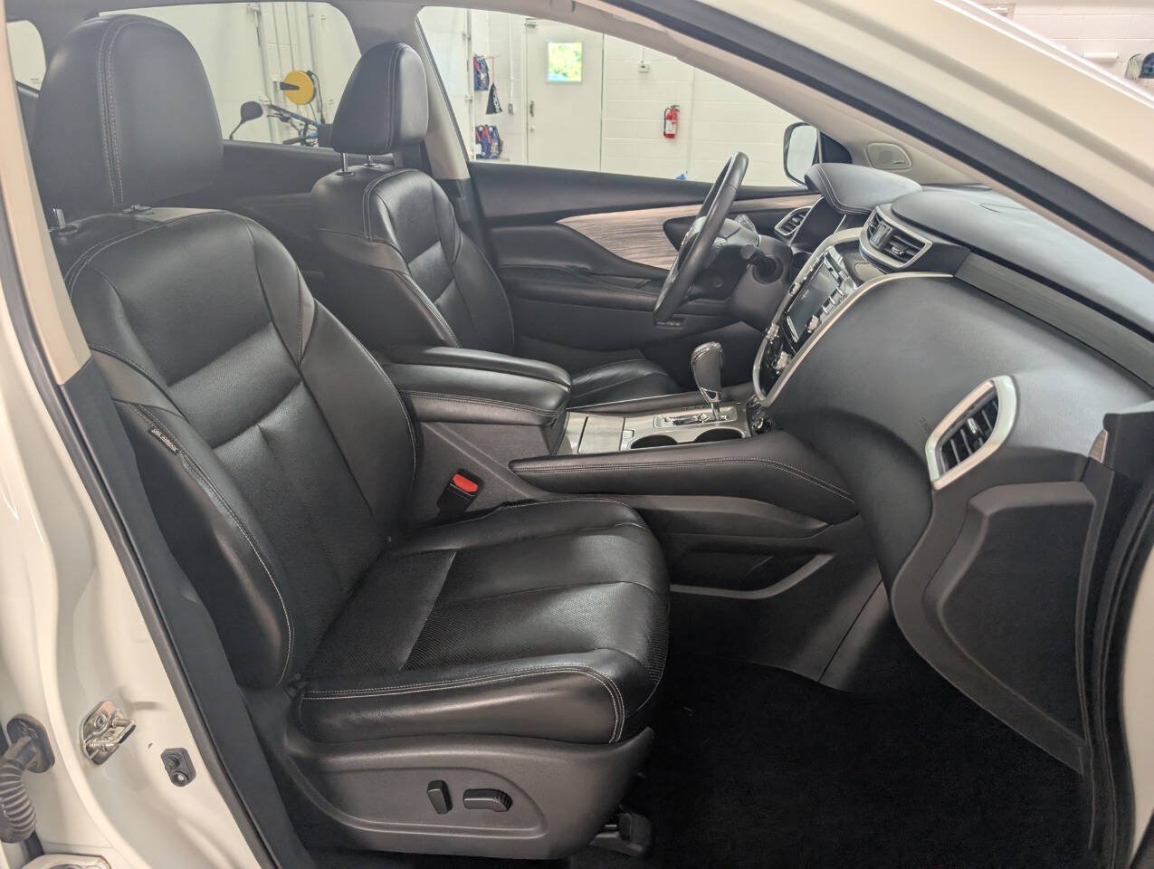 Used 2016 Nissan Murano SL AWD/4WD image 25