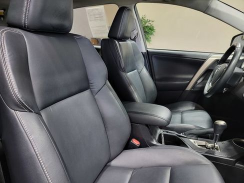 Used 2015 Toyota RAV4 Limited AWD/4WD image 16