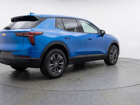 Used 2025 Chevrolet Equinox LT image 9