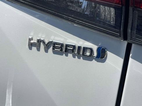 Used 2023 Toyota Highlander Limited image 11