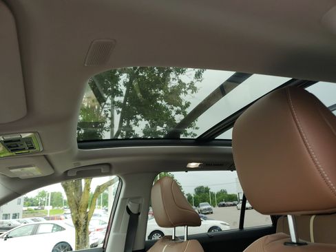 Certified 2024 Toyota Grand Highlander AWD image 20