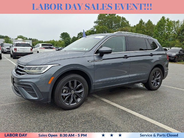 Used 2023 Volkswagen Tiguan SE w/ Panoramic Sunroof Package AWD/4WD image 5