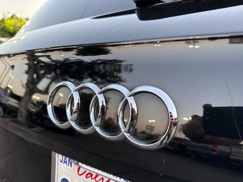 Used 2019 Audi Q5 2.0T Premium Plus w/ Premium Plus Package AWD/4WD image 31