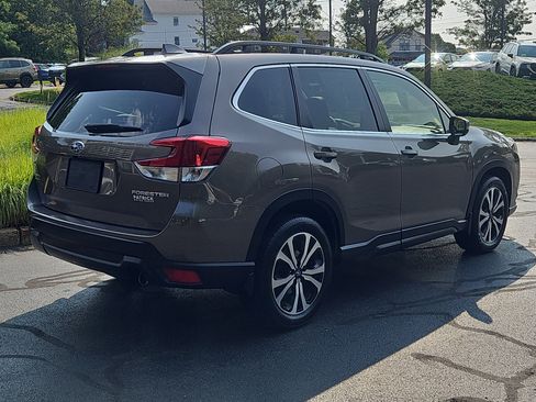 Certified 2023 Subaru Forester Limited AWD/4WD image 2