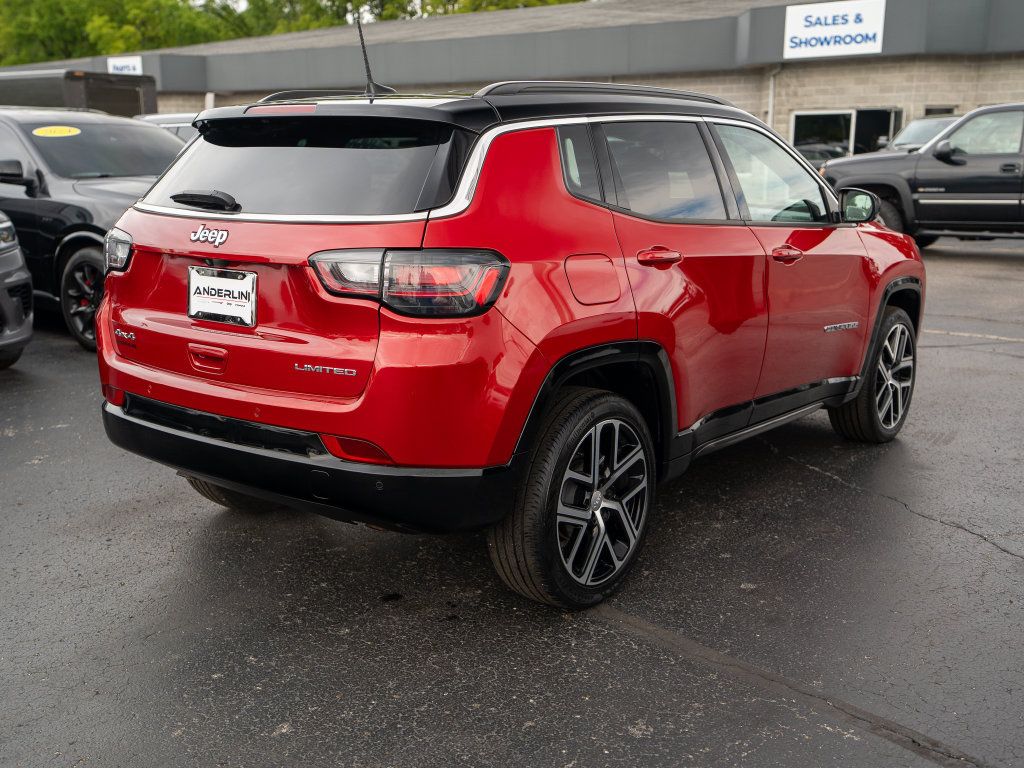 Used 2024 Jeep Compass Limited w/ Elite Group AWD/4WD image 6