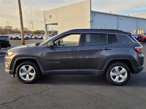 Used 2021 Jeep Compass Latitude w/ Sun and Sound Group image 4