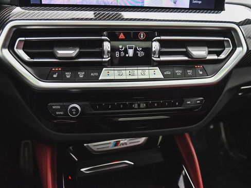 Used 2023 BMW X4 M40i w/ Premium Package image 25