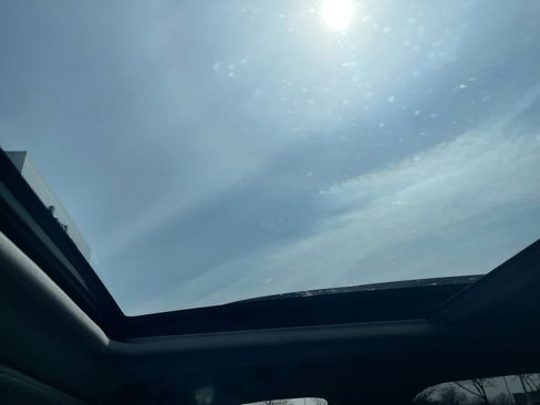 Used 2021 Subaru Forester Limited image 10