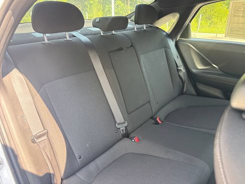 Used 2024 Hyundai Ioniq 6 SE RWD image 34
