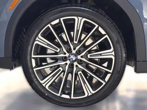 Used 2026 BMW X2 xDrive28i w/ Convenience Package AWD/4WD image 12