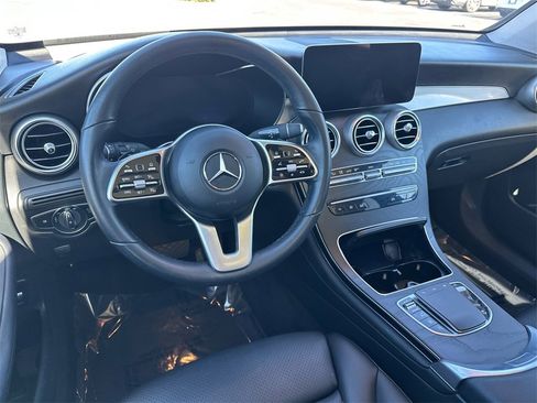 Certified 2022 Mercedes-Benz GLC 300 image 25