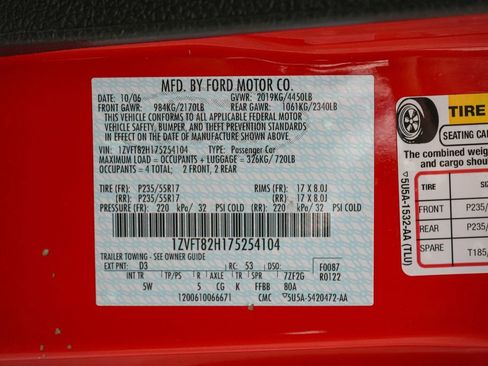 Used 2007 Ford Mustang GT RWD image 38