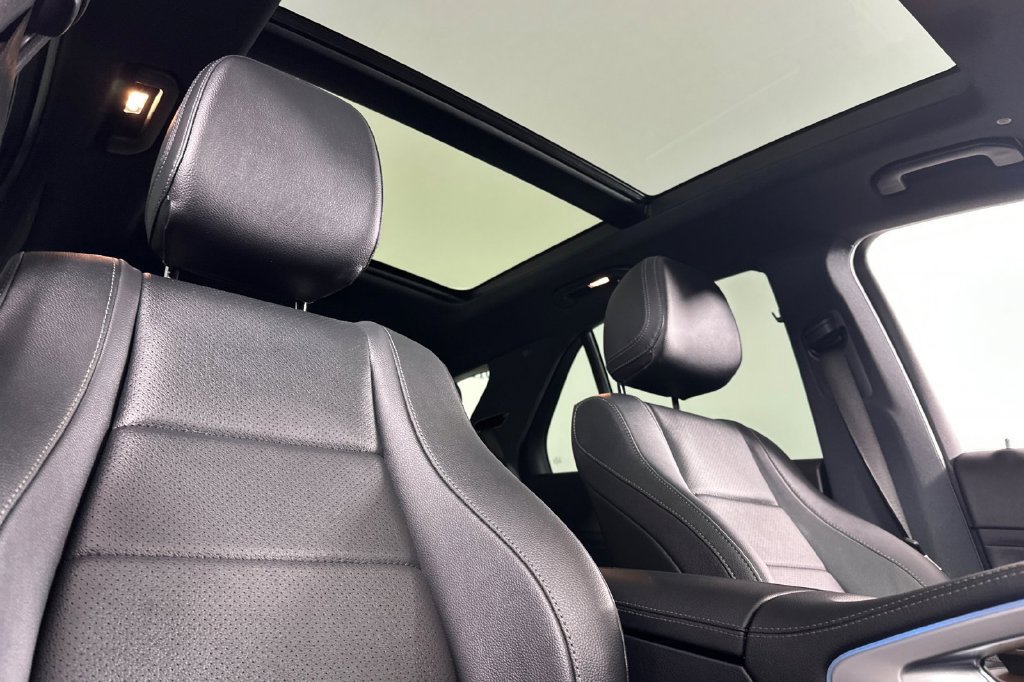 Certified 2025 Mercedes-Benz GLE 450 4MATIC image 21