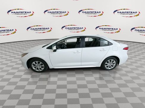Used 2020 Toyota Corolla LE image 5