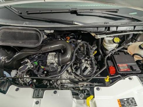 Used 2024 Ford Transit 250 Low Roof w/ Exterior Upgrade Package RWD image 27